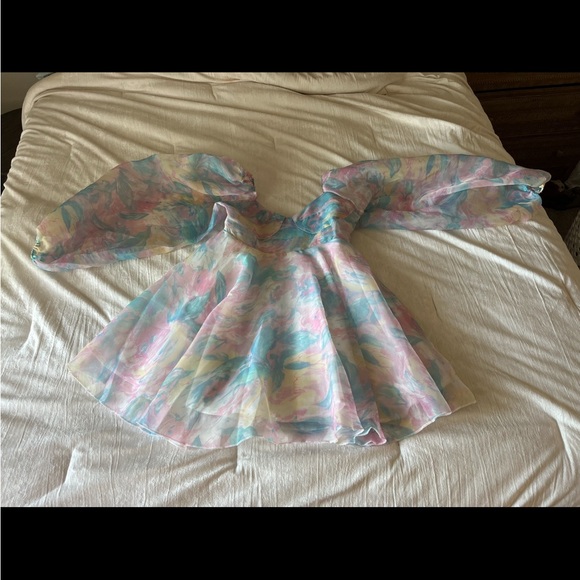 Rosedress babydoll puff-sleeve dress 👗 - Picture 2 of 6